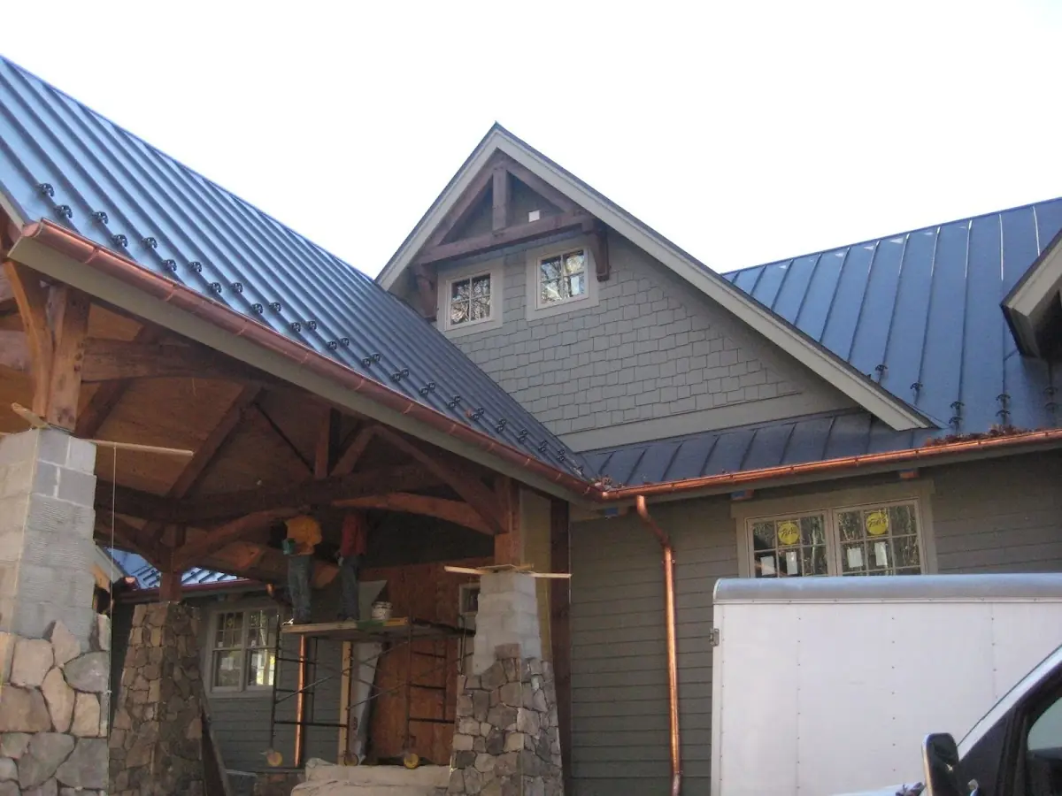 Craftsman Roofing team delivering quality roofing work in Nautilus